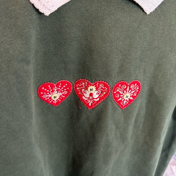Vintage Northern Reflections Olive Green Top with Red Heart Embroidery - Picture 6 of 8